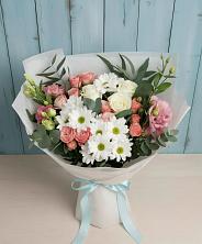 Букет цветов из:  Розы, Лизиантусы и Хризантемы в Симбухово