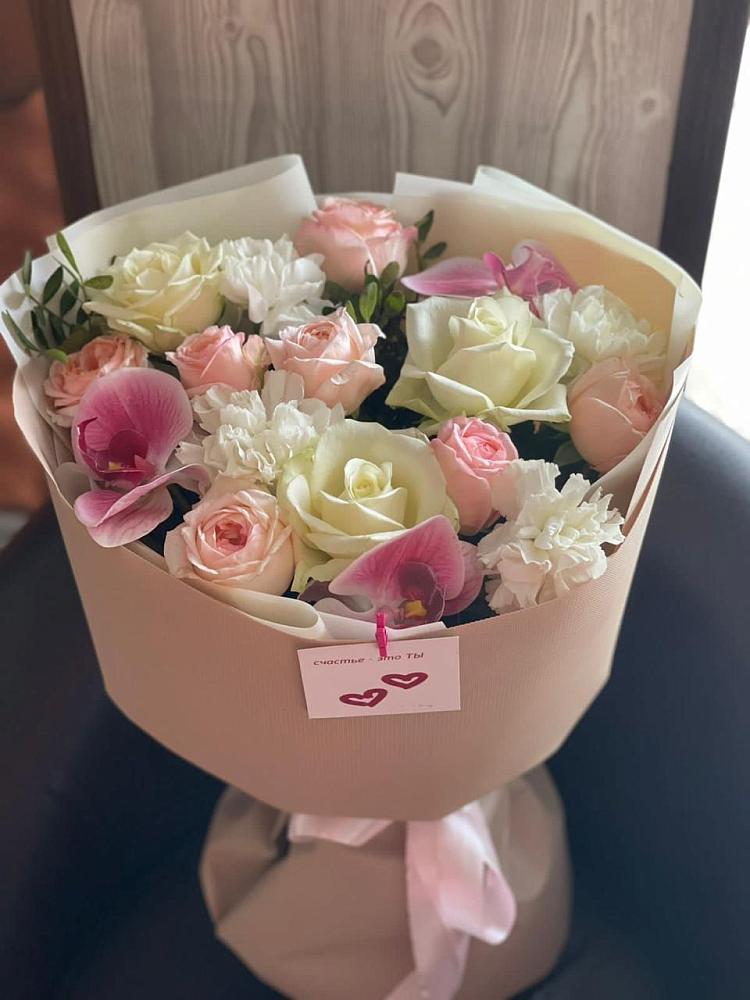 Букет цветов из: Орхидеи, Розы и Гвоздики в Симбухово