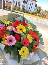 Букет цветов из:  Герберы #REPLACE_PRED# Симбухово