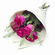 Букет цветов из:  Розы в Симбухово