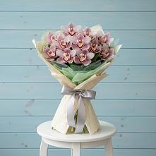 Букет цветов из:  Орхидеи и Розы в Симбухово