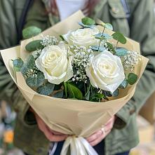 Букет цветов из:  Розы #REPLACE_PRED# Симбухово