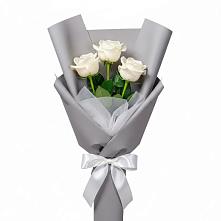 Букет 3 белые розы в Симбухово