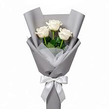 Букет 3 белые розы в Симбухово