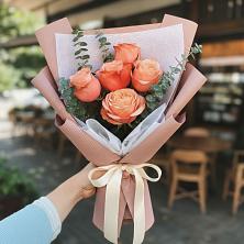 Букет цветов из:  Розы в Симбухово