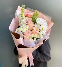 Букет цветов из:  Хризантемы и Розы в Симбухово