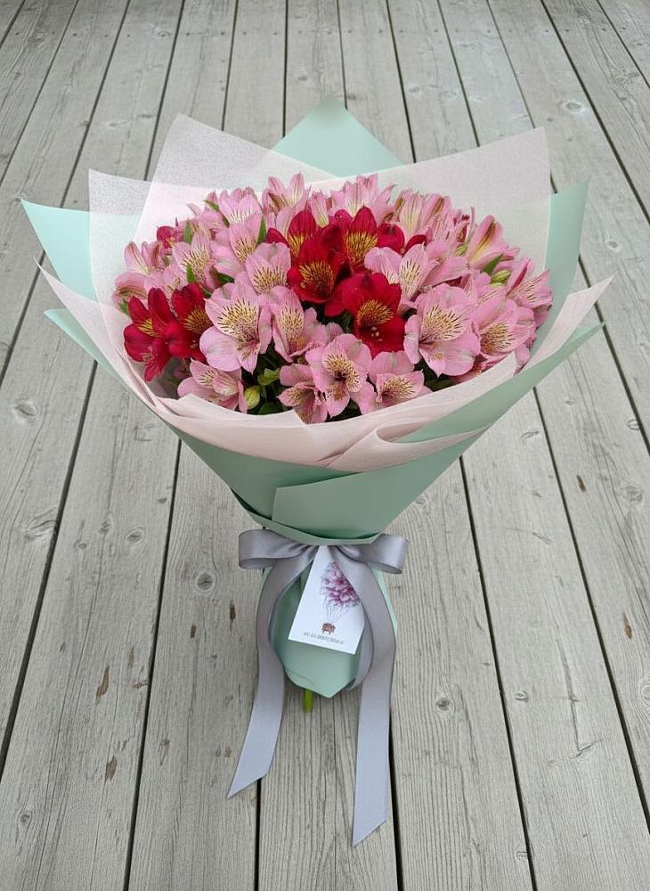 Букет цветов из: Альстромерии в Симбухово