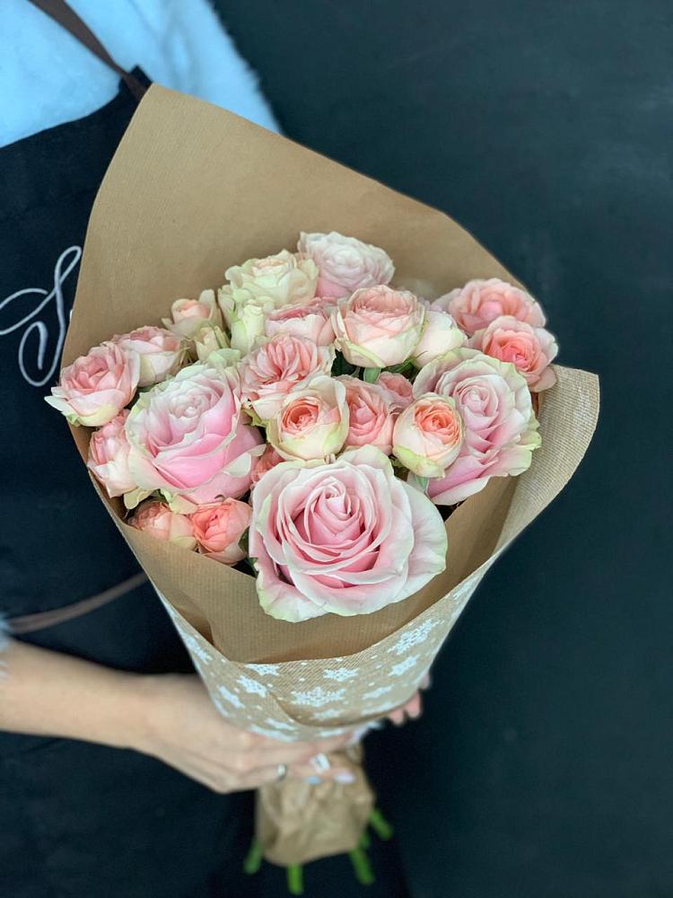 Букет цветов из: Хризантемы и Розы в Симбухово