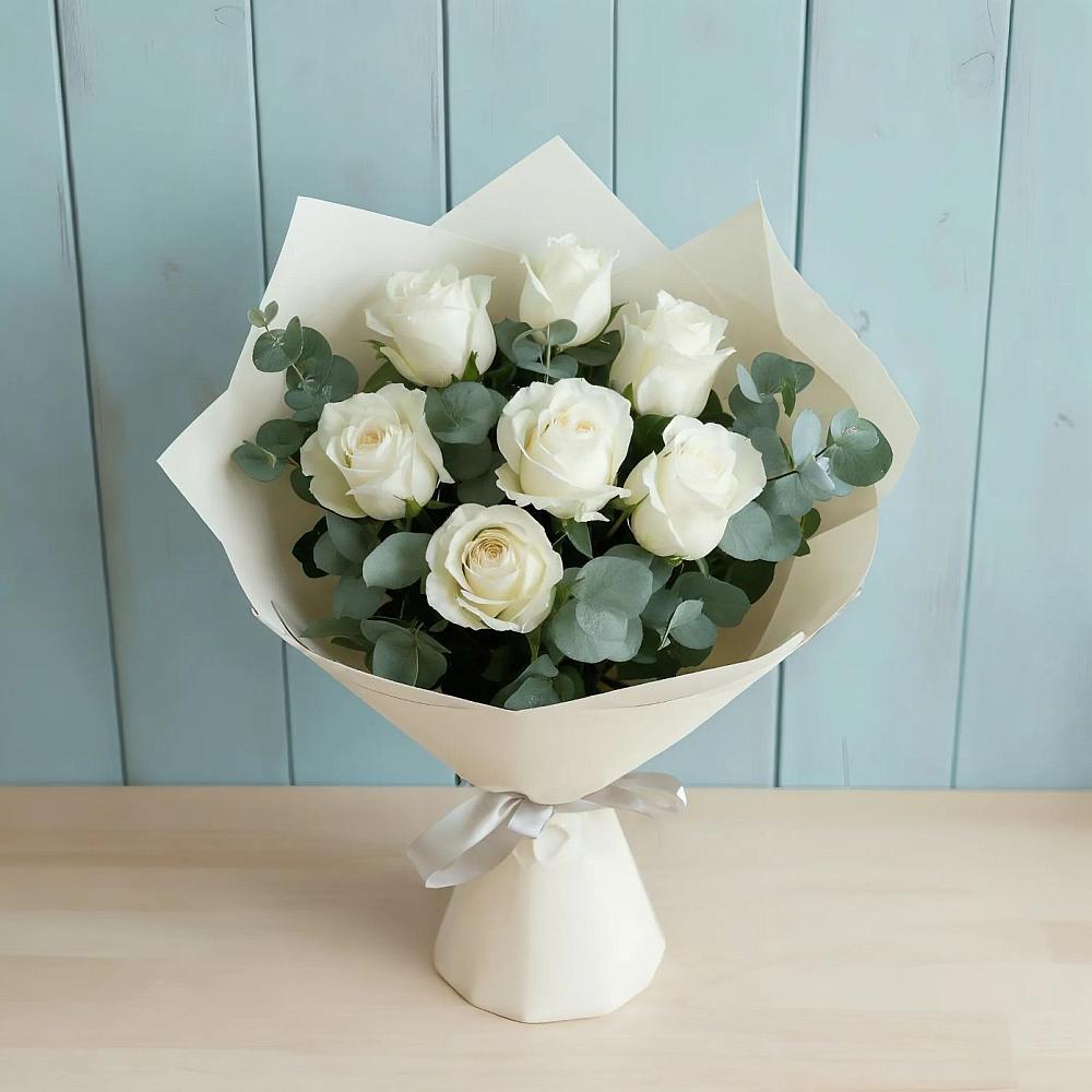 Букет Белые розы в Эвкалипте в Симбухово