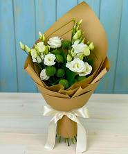 Букет цветов из:  Хризантемы и Лизиантусы в Симбухово