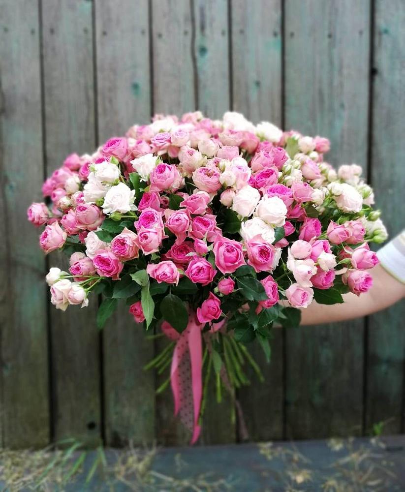 Букет Розовые кустовые розы Натали и Лав Лидия в Симбухово