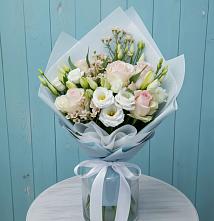 Букет цветов из:  Розы и Лизиантусы в Симбухово