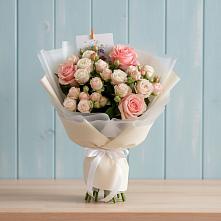 Букет цветов из:  Розы #REPLACE_PRED# Симбухово