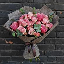 Букет цветов из:  Розы в Симбухово