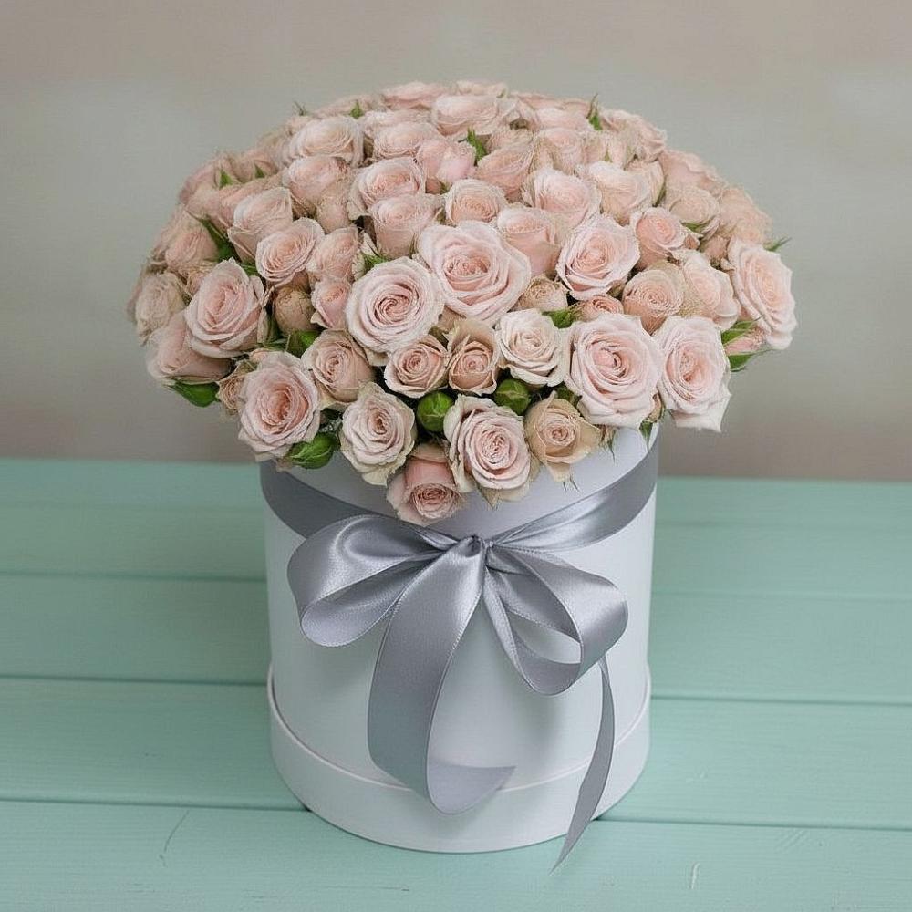 Цветочная композиция из Розы в шляпной коробке в Симбухово